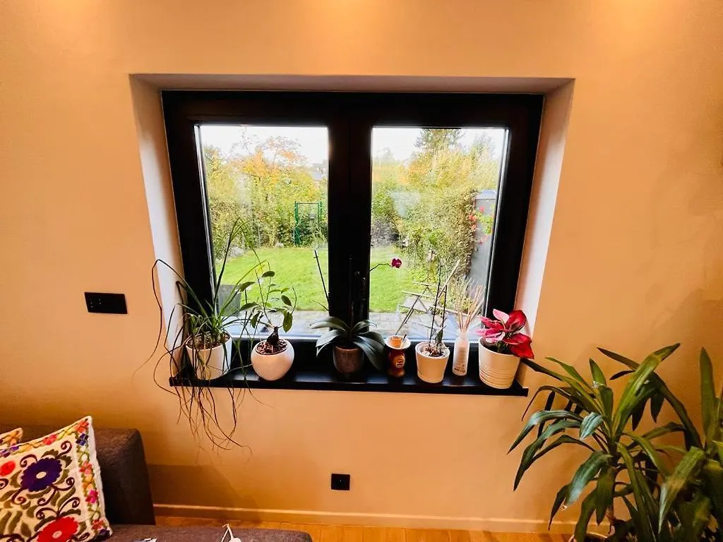 Town House With Garden - 1 Room With Shared Bathroom Bryssel 0*,  Belgien
